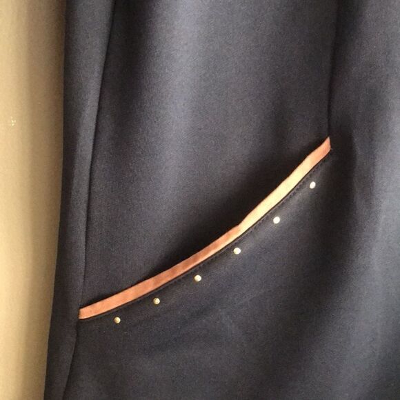 LIKE NEW WOMENS MEDIUM TAIL BRAND GOLFING FULL ZIP ATHLETIC JACKET - Picture 4 of 11